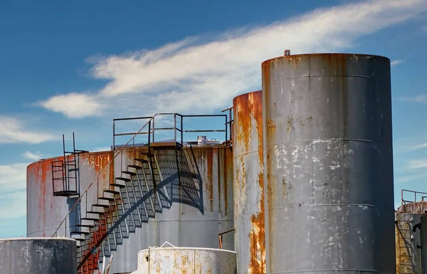 Rusty Tanks and Stairs — Stock Photo, Image