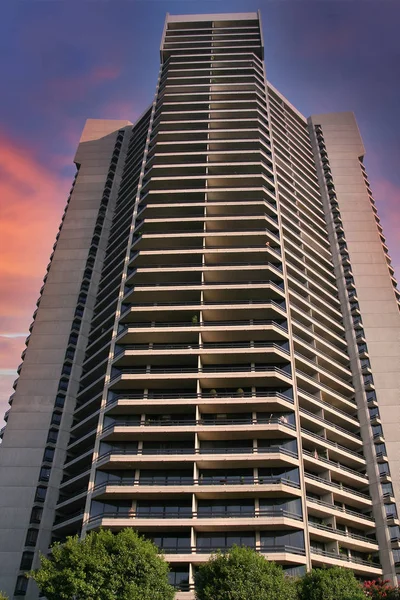 Sonnenaufgang Turm der Balkone — Stockfoto