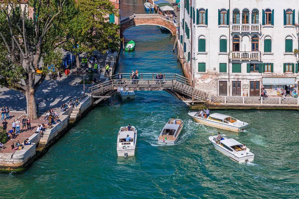 Traffic Jam at Canal — Stock Photo, Image