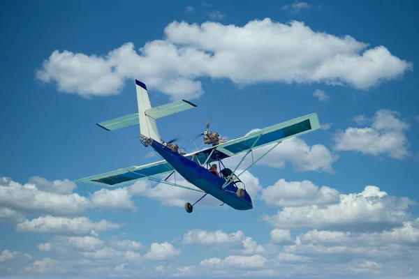 Οπίσθιο αεροπλάνο Prop στον ουρανό — Φωτογραφία Αρχείου