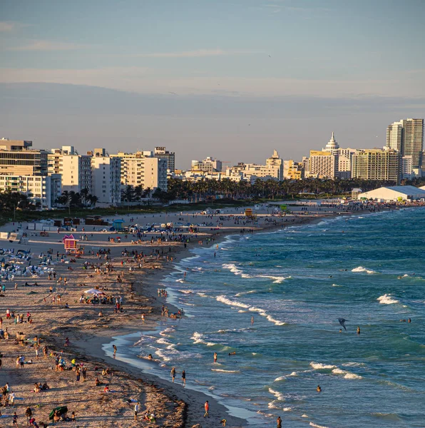 Crowds on Miami Beach — 스톡 사진