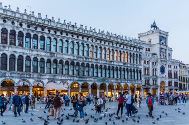 Doges Sarayı 'nda Mavi Saat