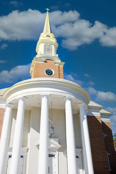 Columns and Steeple on Church — Stock Photo, Image