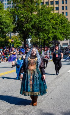 Geçit töreninde Steampunk