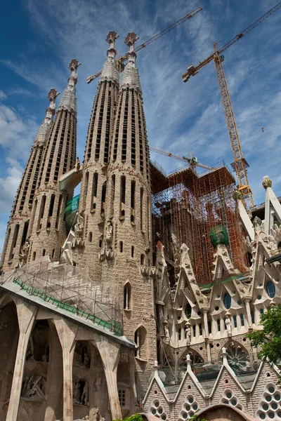 Construction on Sagrada Familia Steeples — Stock Photo, Image