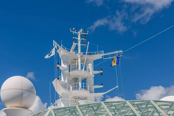 Flagge von Barbados auf Kreuzfahrtschiff — Stockfoto