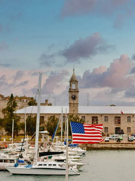 Bandeira americana no estaleiro das Bermudas — Fotografia de Stock