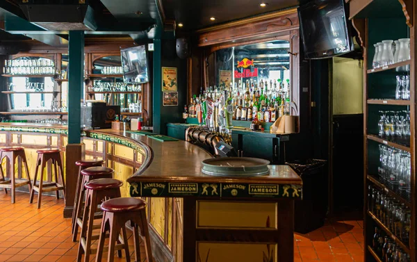 Irlandzki bar w mieście Quebec — Zdjęcie stockowe