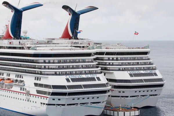 Carnival triumph Port