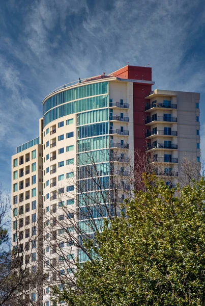 Röd vit och blå lägenheter stiger — Stockfoto