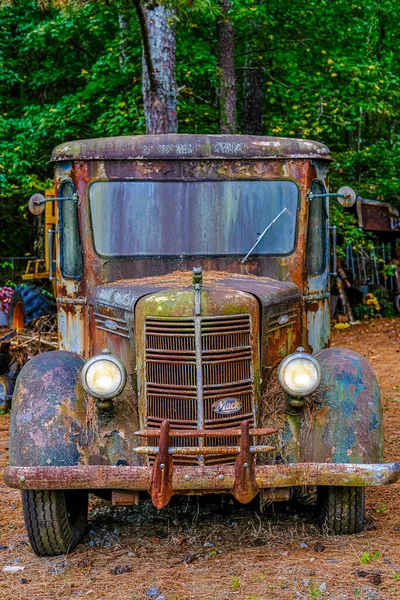 Gamla Mack Truck — Stockfoto