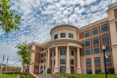 Şehir Mahkemesi Dramatik Gökyüzü Altında