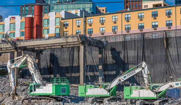 Machinery Demolishing Seattle Aquaduct — Stock fotografie