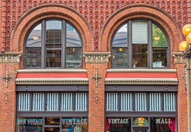 Bon Voyage Vintage Alışveriş Merkezi