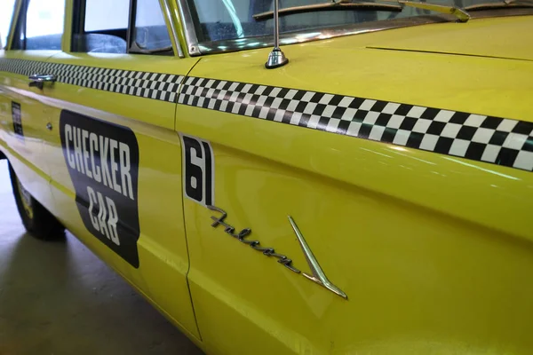 Starý Ford Falcon Checker Cab — Stock fotografie