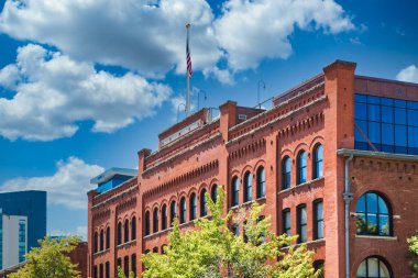 Denver 'daki Kırmızı Tuğla Bina