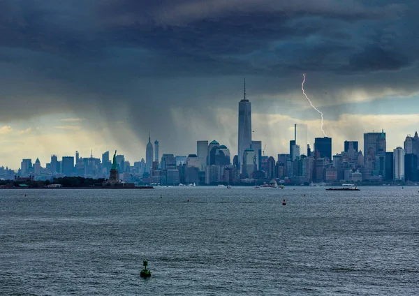 Regenachtige New Yorkse dag — Stockfoto