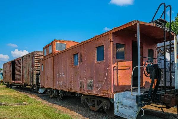 Old Caboose and Box Car — Stock Photo, Image