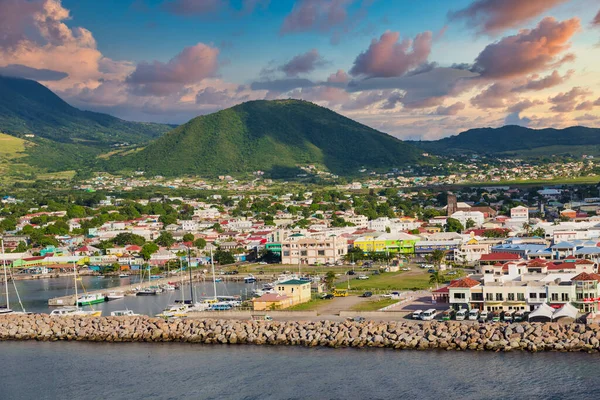Colorful St Kitts by Green Hills — Stock Photo, Image