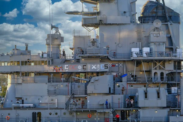 Puente sobre USS Iowa — Foto de Stock