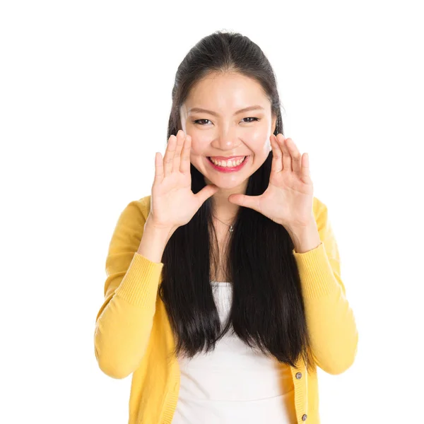Asian girl shouting — Stock Photo, Image