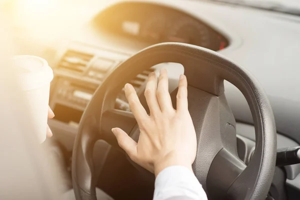 Human hand on steering and honking — Stock Photo, Image