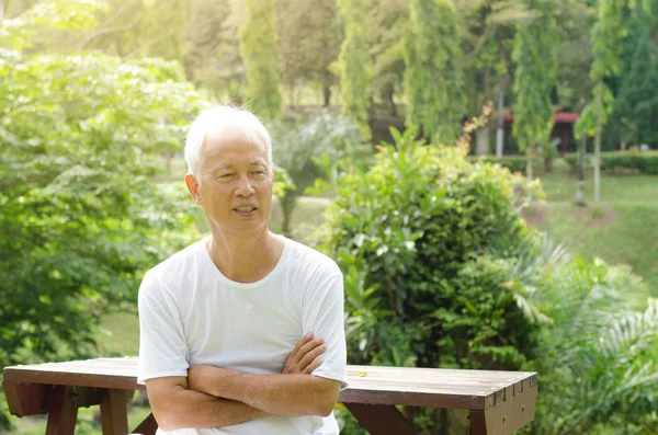 Asian old man at the park — Stock Photo, Image