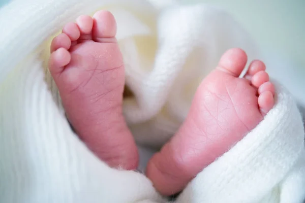 新出生的婴儿的脚 — 图库照片
