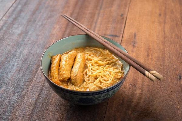 Krydret Curry Laksa Nudler asiatisk køkken - Stock-foto