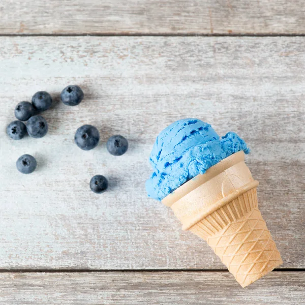 Felülnézet blue ice-cream — Stock Fotó