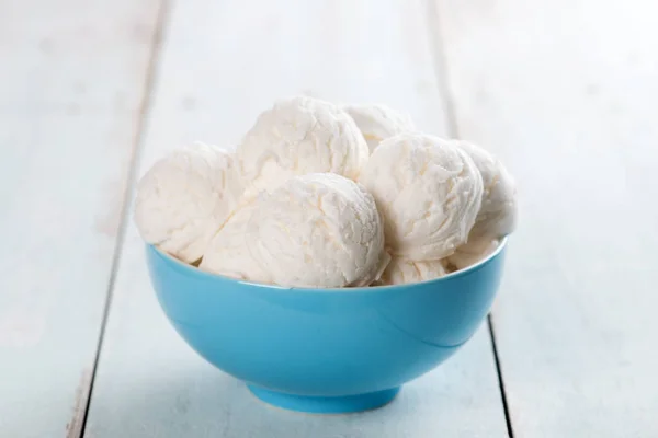White ice cream wafer bowl — Stock Photo, Image