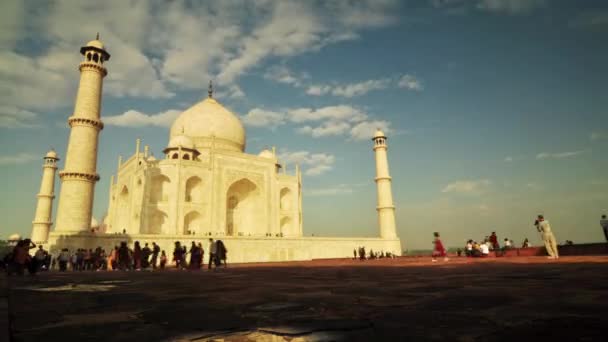 Zeitraffer Der Touristischen Aktivitäten Innerhalb Des Taj Mahal Der Agra — Stockvideo