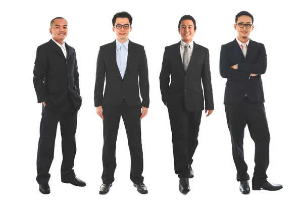 Full Length Ασιάτης Επιχειρηματίας Στέκεται Απομονωμένος Λευκό Φόντο — Φωτογραφία Αρχείου