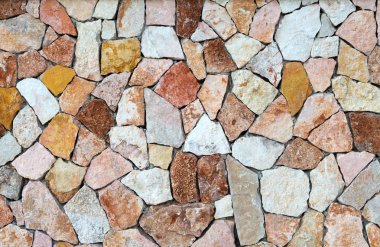 arka planı renkli taşlar