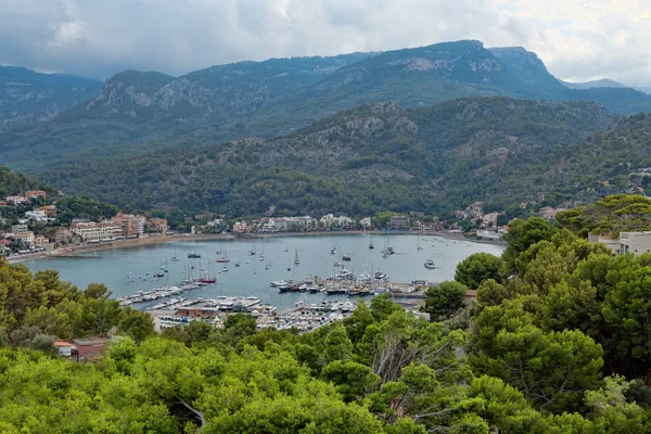 Bağlantı noktası ile Bay yatlar