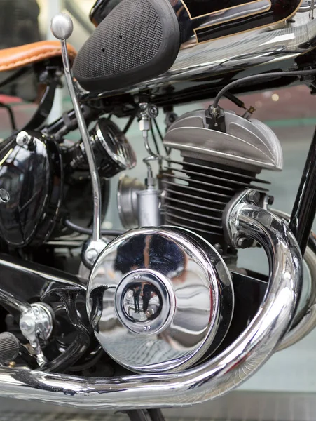 Motor de motocicleta velho — Fotografia de Stock