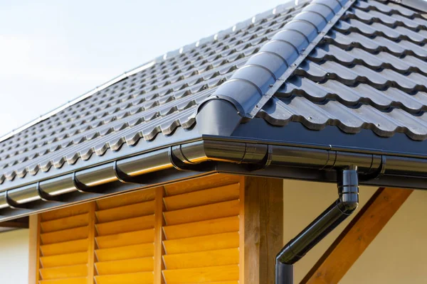 Corner House Steel Roof Gutter Wooden Shutter — Stock Photo, Image