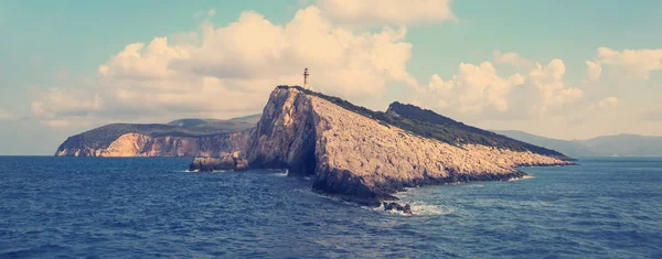 ギリシャ レフカダ島岬島パノラマ灯台 — ストック写真