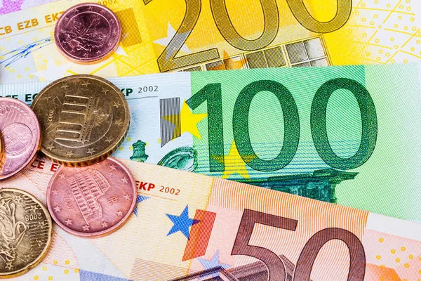 Denominaties van euro valuta — Stockfoto