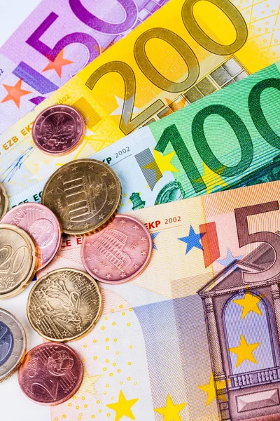 Denominaties van euro valuta — Stockfoto