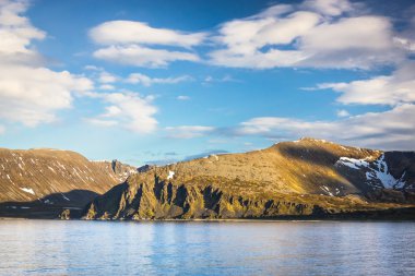 Alta yakınındaki Kuzey Norveç'in güzel manzara