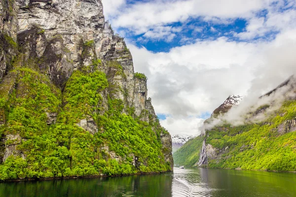 Piękny widok na Geirangerfjord, Norwegia — Zdjęcie stockowe