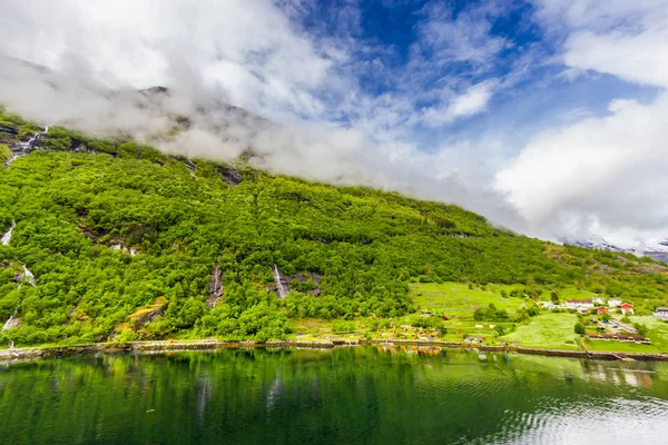 Schöne Aussicht auf den Geirangerfjord, Norwegen — Stockfoto