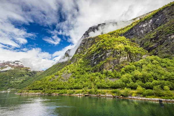 Schöne Aussicht auf den Geirangerfjord, Norwegen — Stockfoto