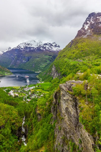 Schöne Aussicht auf den Geirangerfjord, Norwegen — Stockfoto
