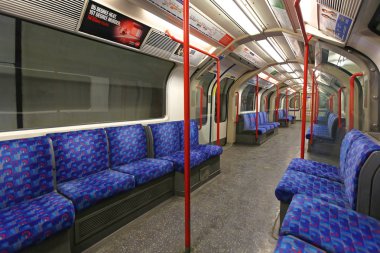 Londra yeraltı treni