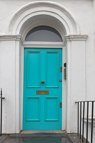 Porte d'entrée turquoise — Photo