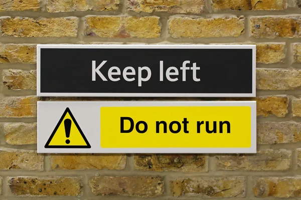 Keep Left Sign — Stock Photo, Image