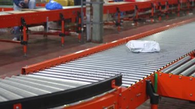 Dağıtım depo konveyör