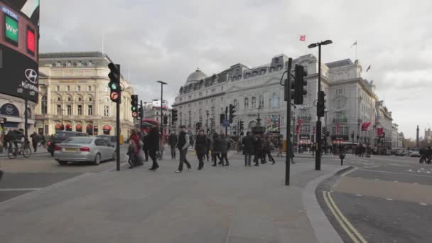 Piccadilly Circus London — Stockvideo
